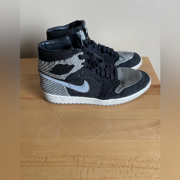 Nike Air Jordan High Flyknit OG Shadow Style 919704-003 Sz 10